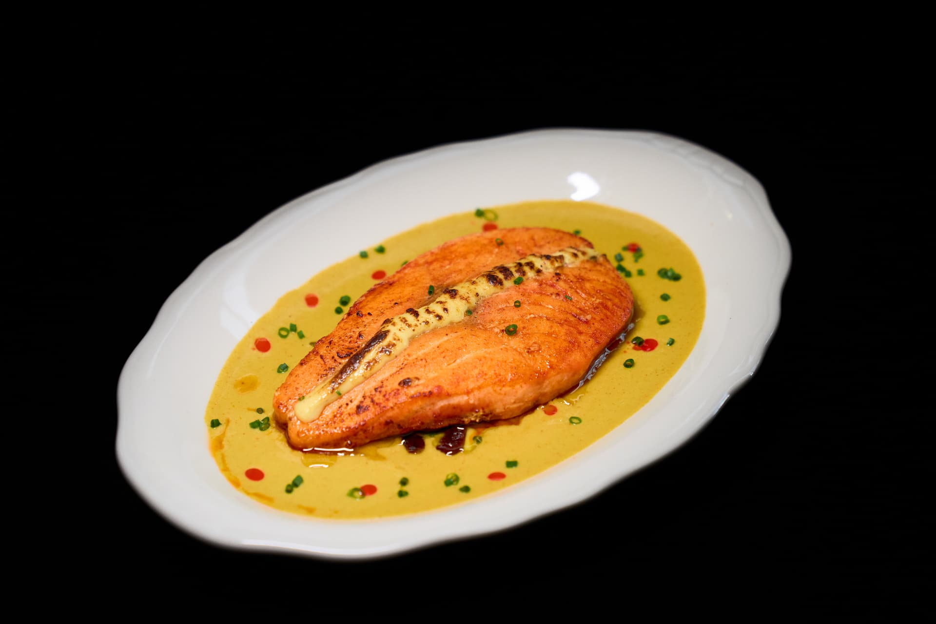 Salmon Steak with Bazhe Sauce